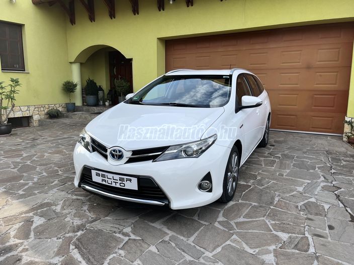 TOYOTA AURIS Touring Sports 1.8 HSD Active (Automata)