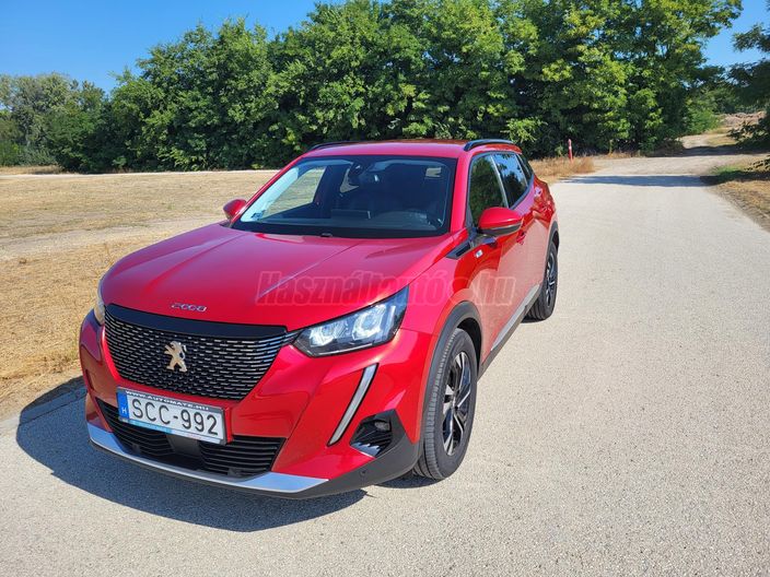 PEUGEOT 2008 1.2 PureTech Allure Pack