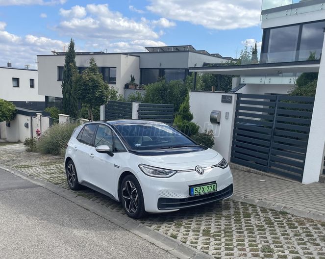VOLKSWAGEN ID.3 58kWh Pro Performance Business