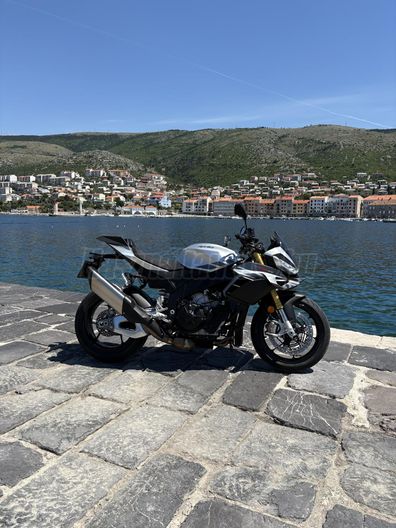 APRILIA TUONO V4