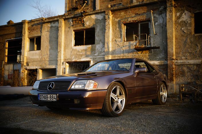 MERCEDES-BENZ SL 300