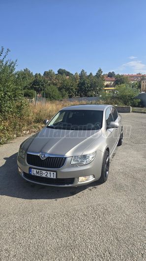 SKODA SUPERB 1.9 PD TDi Elegance