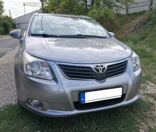TOYOTA AVENSIS Wagon 1.8 Sol
