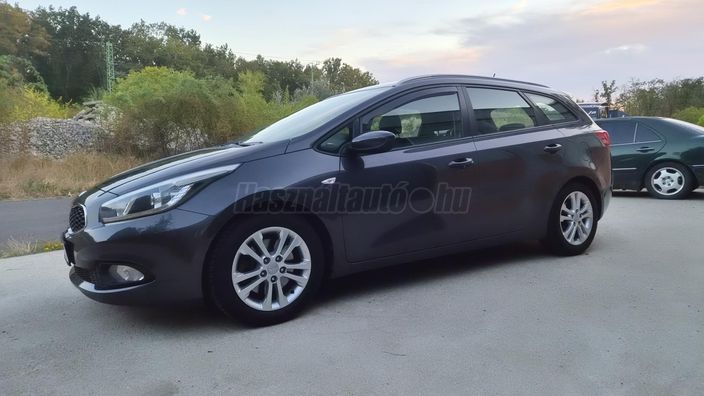 KIA CEE'D SW 1.6 GDI EX