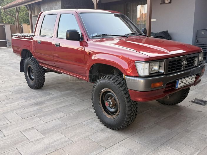 TOYOTA HILUX 2.4 D 4x4