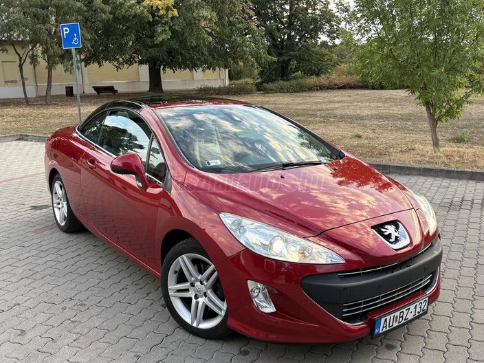 PEUGEOT 308 CC 2.0 HDi Sport Pack