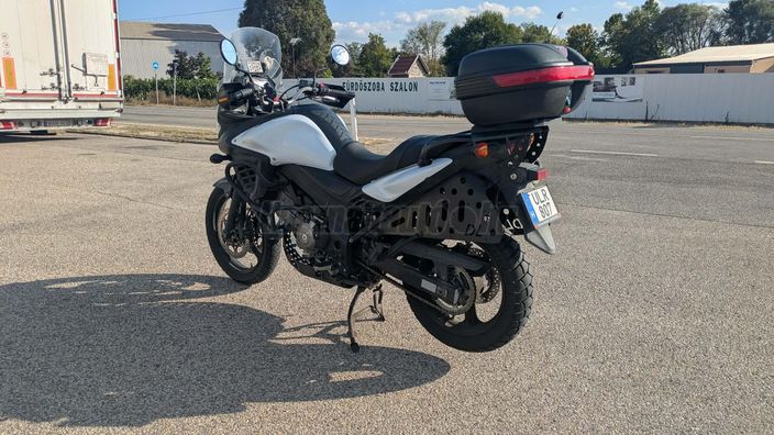SUZUKI DL 650