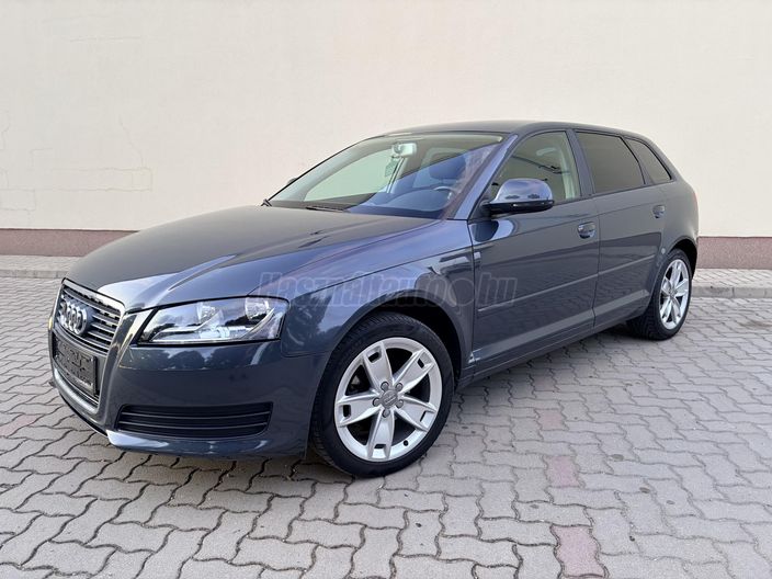 AUDI A3 1.6 Ambiente