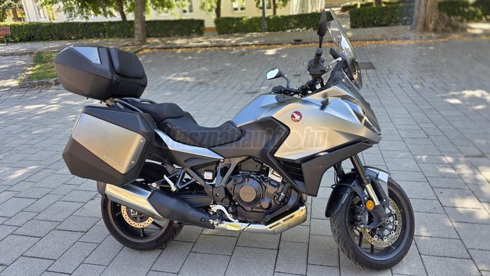 HONDA NT 1100 A