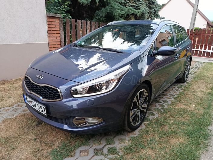 KIA CEE'D SW 1.6 CRDI Limitált Prémium