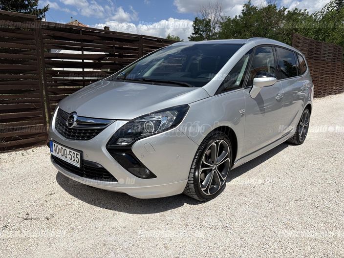 OPEL ZAFIRA TOURER 1.6 CDTI Cosmo