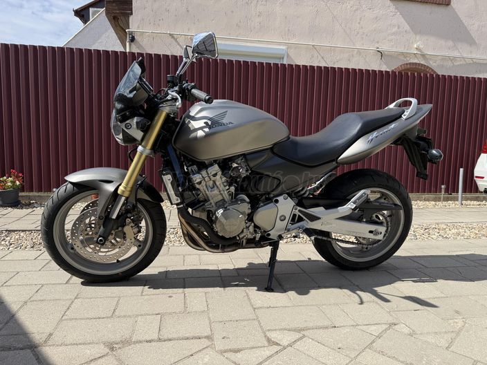 HONDA CB 600 F (HORNET)