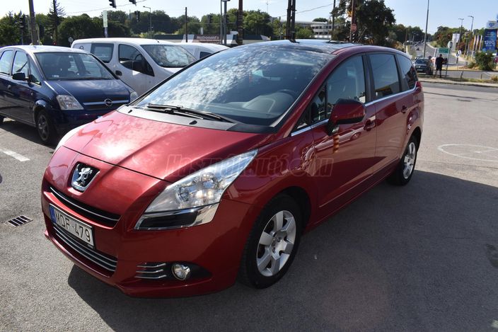 PEUGEOT 5008 1.6 HDi Active (7 személyes )