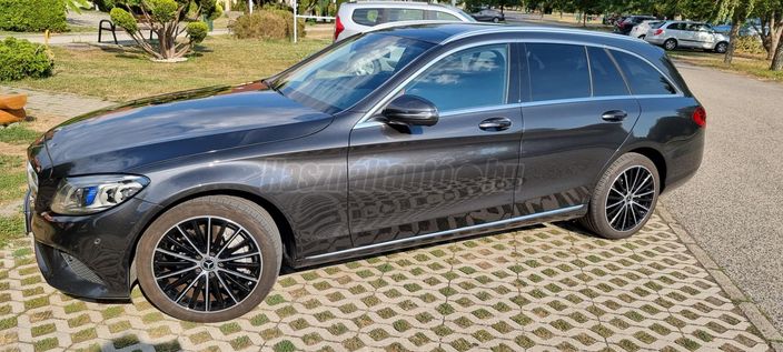 MERCEDES-BENZ C 300 de EQ Power 9G-TRONIC
