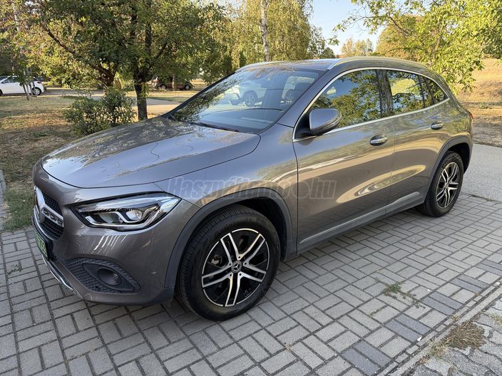 MERCEDES-BENZ GLA 250 e Progressive Line 8G-DCT Plug-in hybrid