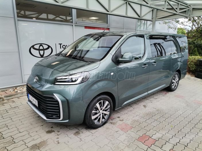 TOYOTA PROACE 2.0 D-4D Business Comfort - L2H1 (9 személyes )