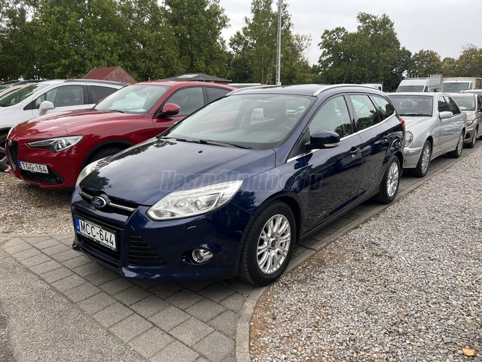 FORD FOCUS 1.6 Ti-VCT Champions (Automata)