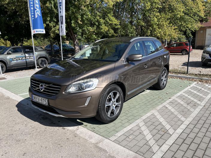 VOLVO XC60 2.4 D [D5] Summum Geartronic