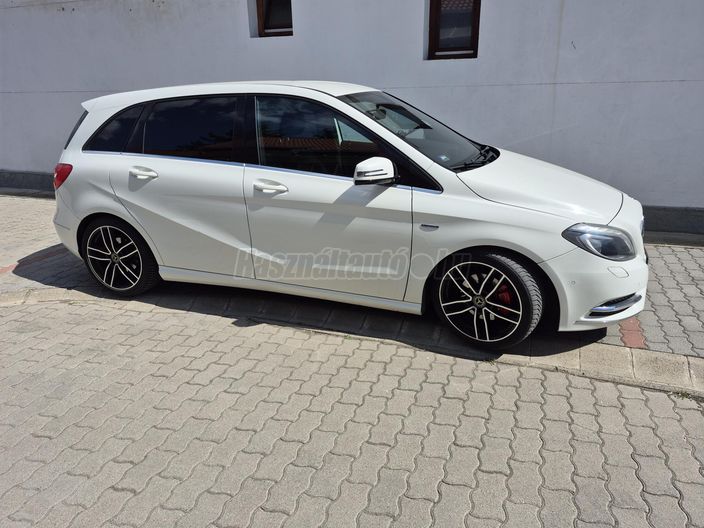 MERCEDES-BENZ B 180 BlueEFFICIENCY