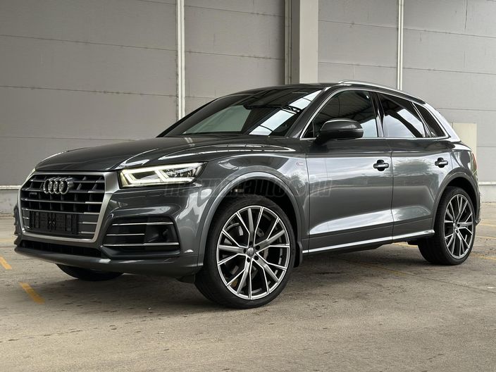 AUDI Q5 40 TDI Sport quattro S-tronic