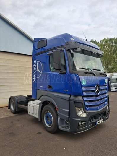 MERCEDES-BENZ ACTROS MP4 1845 Smart 2. Új gumik