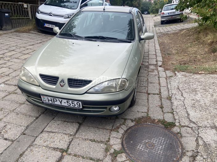RENAULT MEGANE Classic 1.4 16V Alize
