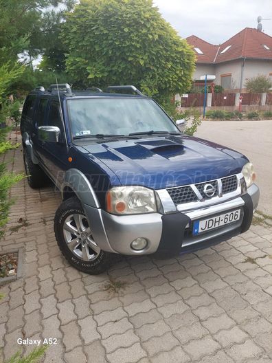 NISSAN PICK UP 2.5 4WD Double Navara