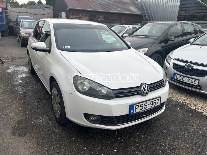 VOLKSWAGEN GOLF VI 1.6 TDi Trendline