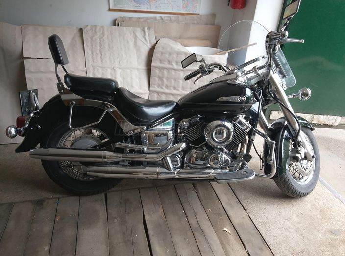 YAMAHA XVS 650 DRAG STAR CLASSIC