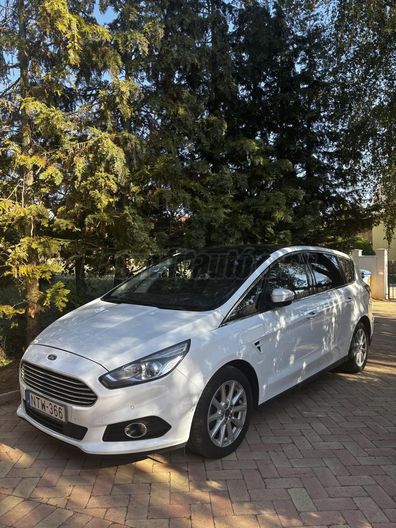 FORD S-MAX 2.0 TDCi Titanium Powershift [7 személy]