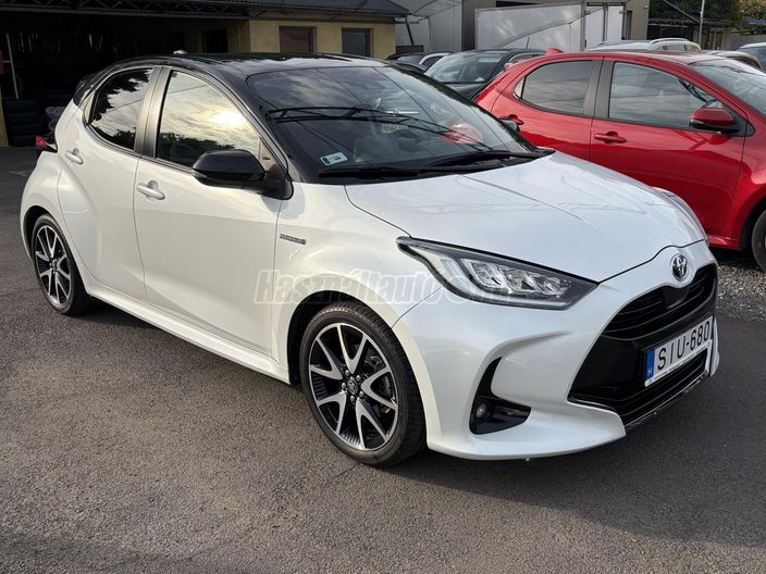 TOYOTA YARIS 1.5 Hybrid Selection Style VIP e-CVT