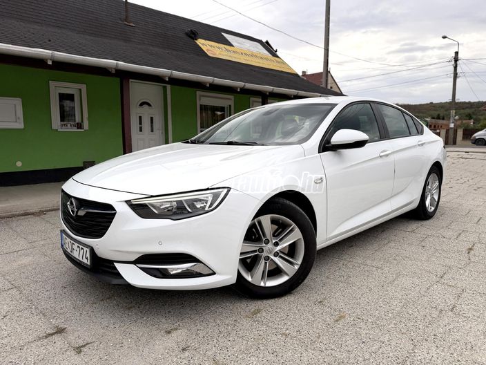 OPEL INSIGNIA 1.6 CDTI Edition (Automata)