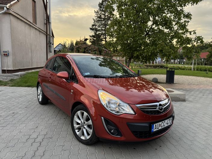 OPEL CORSA D 1.2 Selection