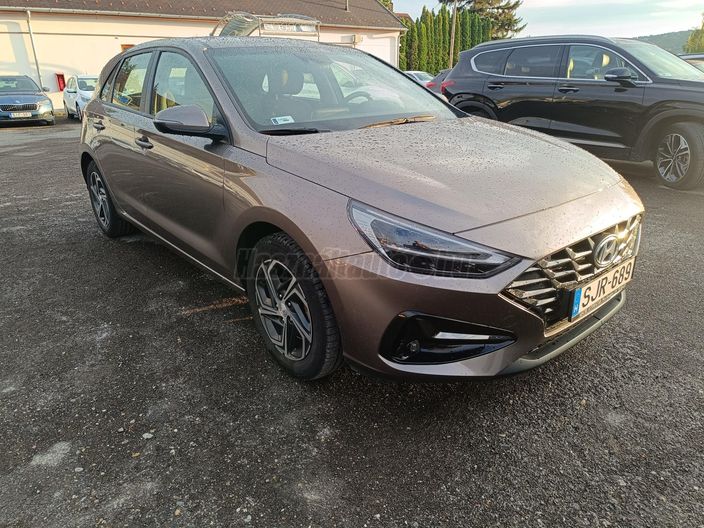 HYUNDAI I30 1.5 DPi Prime