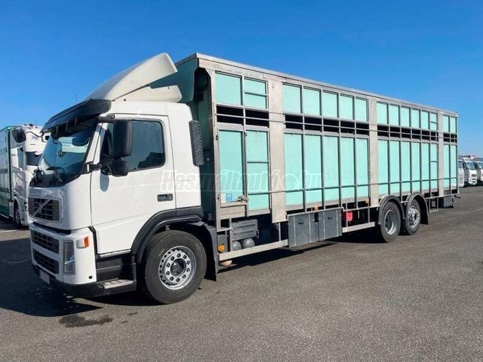 VOLVO FM 410 livestock truck