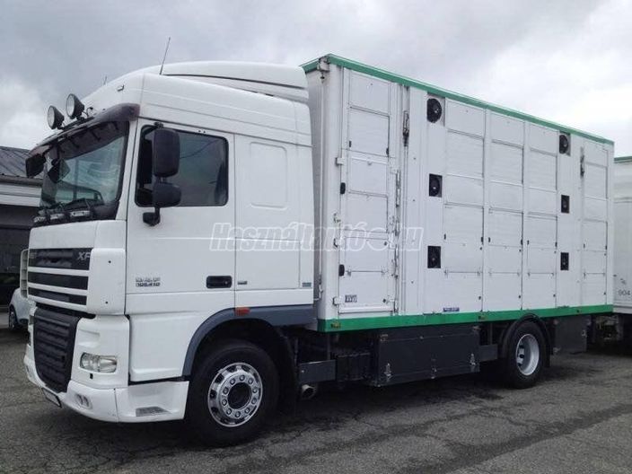 DAF XF105 410 livestock trailer truck