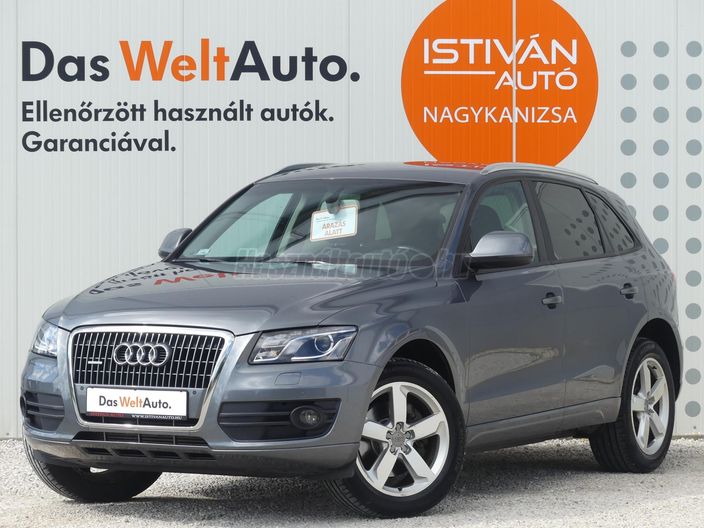 AUDI Q5 3.0 TDI DPF quattro S-tronic