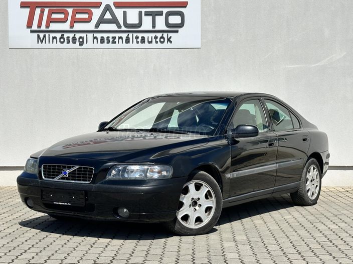 VOLVO S60 2.4 D5 Momentum
