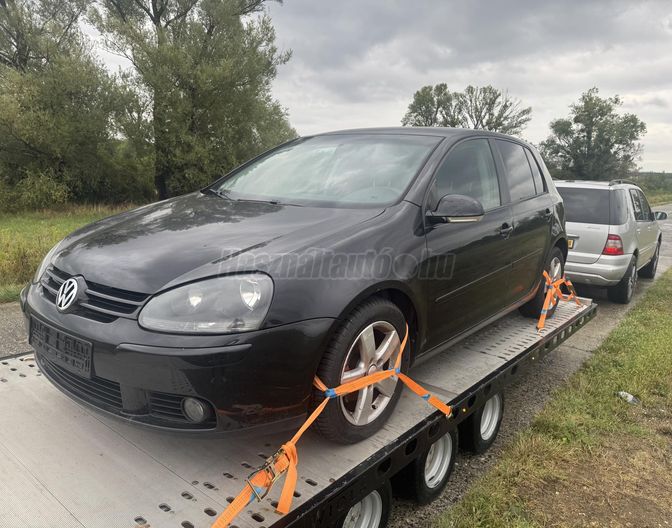 VOLKSWAGEN GOLF V 1.9 PD TDI Sportline