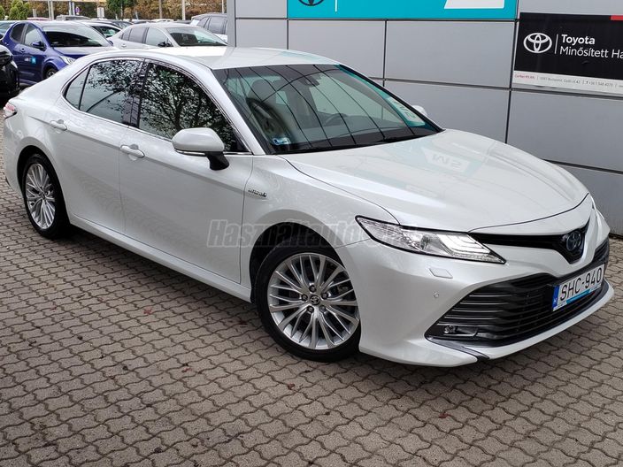 TOYOTA CAMRY 2.5 Hybrid Executive CVT
