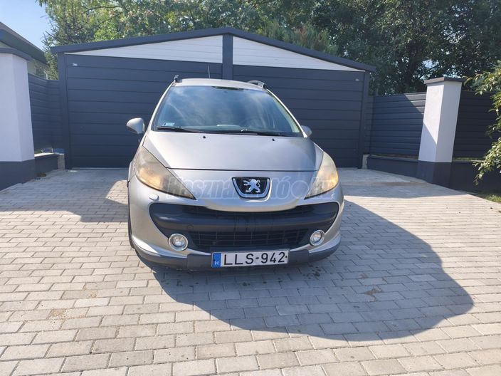PEUGEOT 207 1.6 HDi Trendy