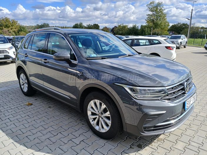 VOLKSWAGEN TIGUAN 1.5 TSI Life DSG