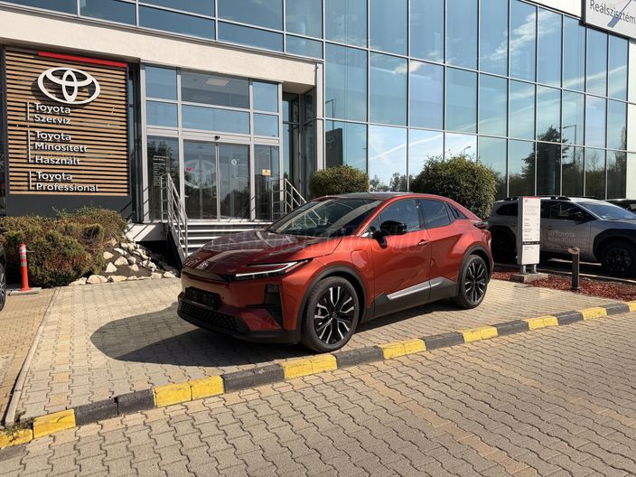 TOYOTA C-HR C-HR+ 77 kWh Style
