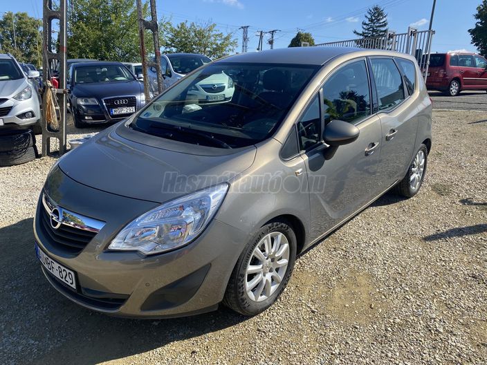 OPEL MERIVA 1.4 T Cosmo