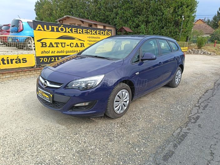 OPEL ASTRA J Sports Tourer 1.4 Selection