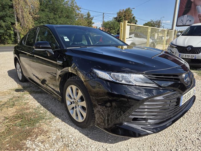 TOYOTA CAMRY 2.5 Hybrid Comfort Business CVT