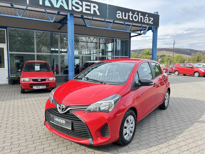 TOYOTA YARIS 1.0 Live Plus