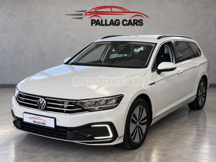 VOLKSWAGEN PASSAT VIII Variant 1.4 TSI GTE Plug-In-Hybrid DSG