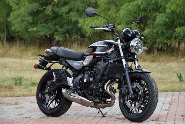 KAWASAKI Z 650 RS