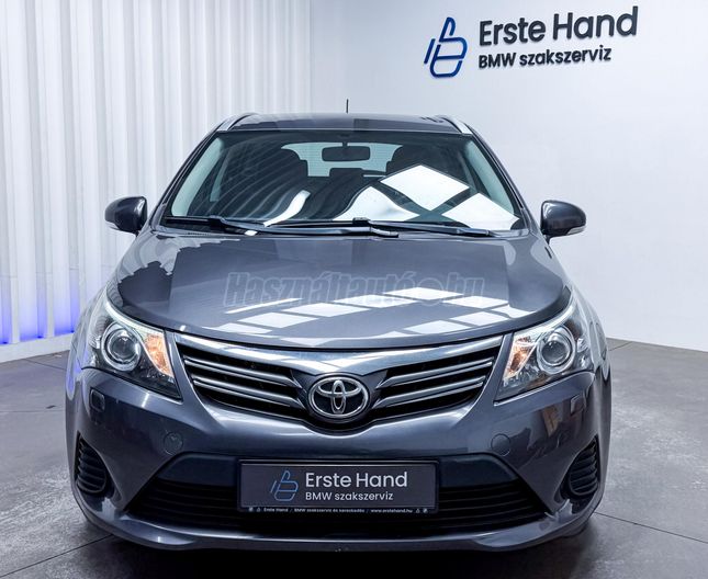 TOYOTA AVENSIS Wagon 1.6
